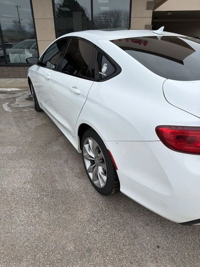 2015 Chrysler 200 S
