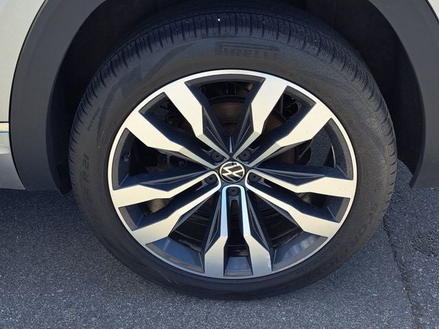 2021 Volkswagen Atlas Cross Sport 3.6L V6 SEL Premium R-Line