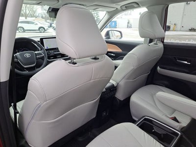 2025 Toyota Grand Highlander Platinum
